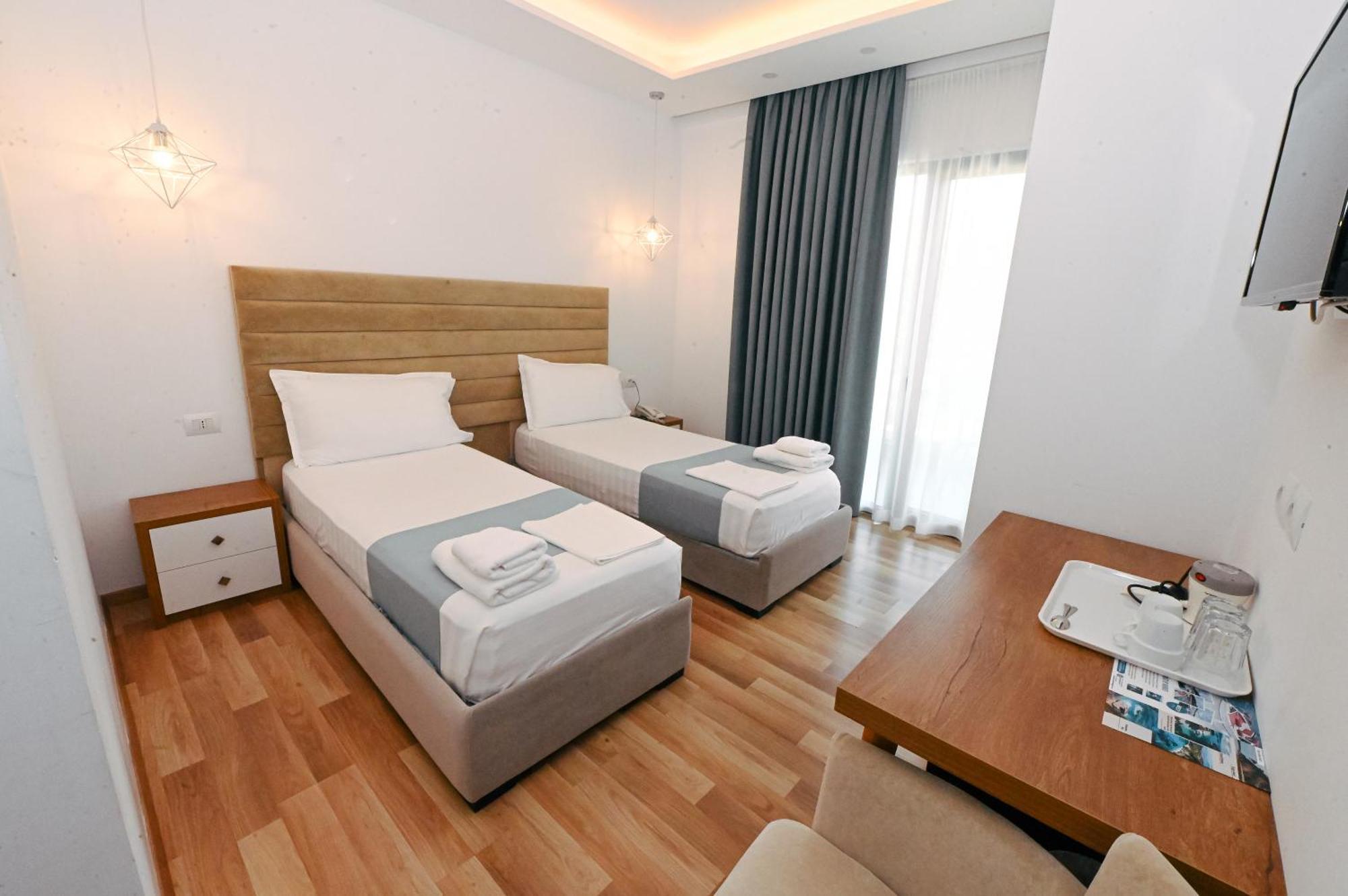 Bianco Hotel Ksamil Exterior photo