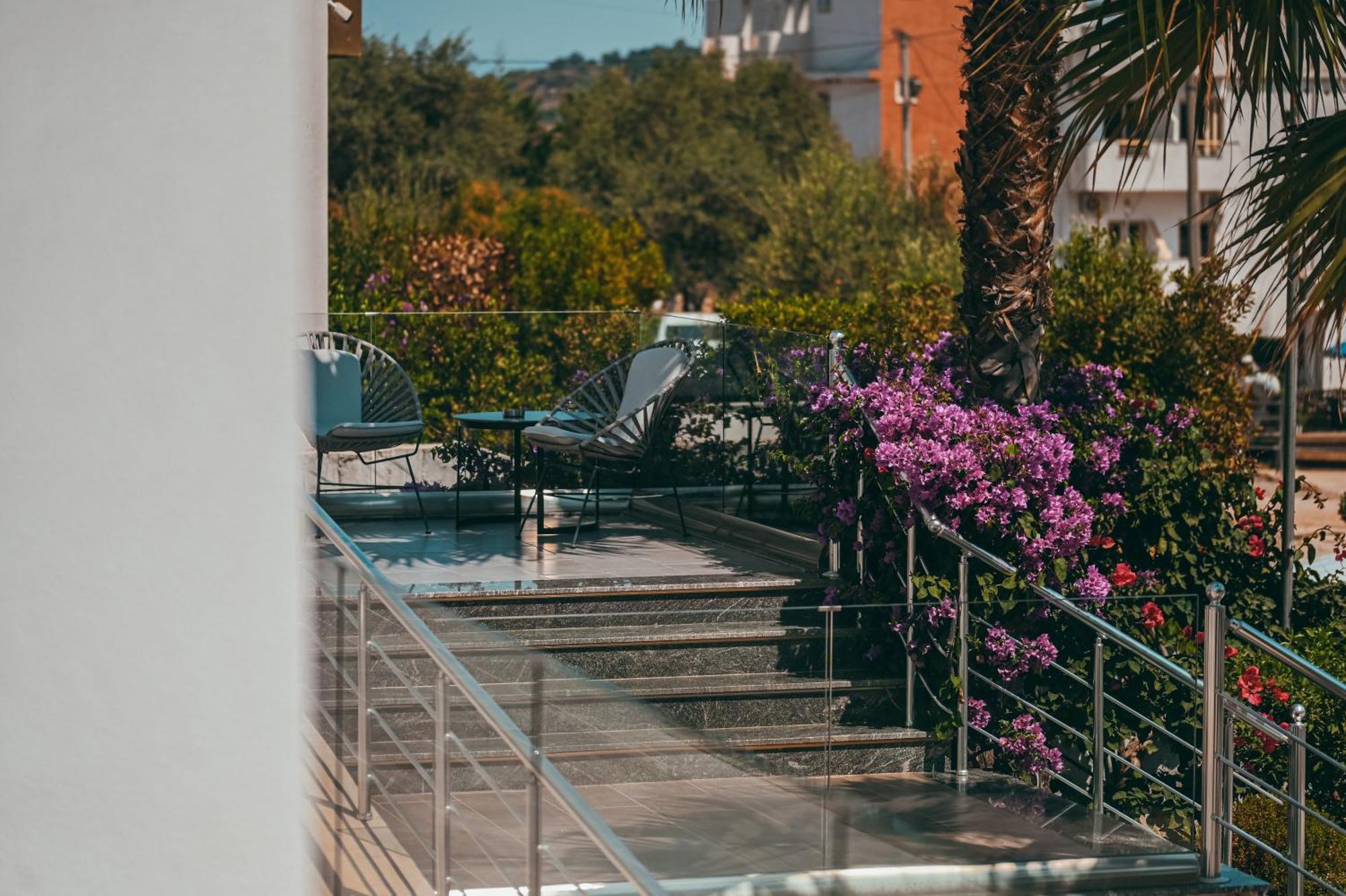 Bianco Hotel Ksamil Exterior photo